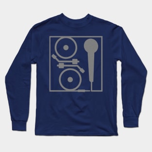 2 Turntables and a Microphone Long Sleeve T-Shirt